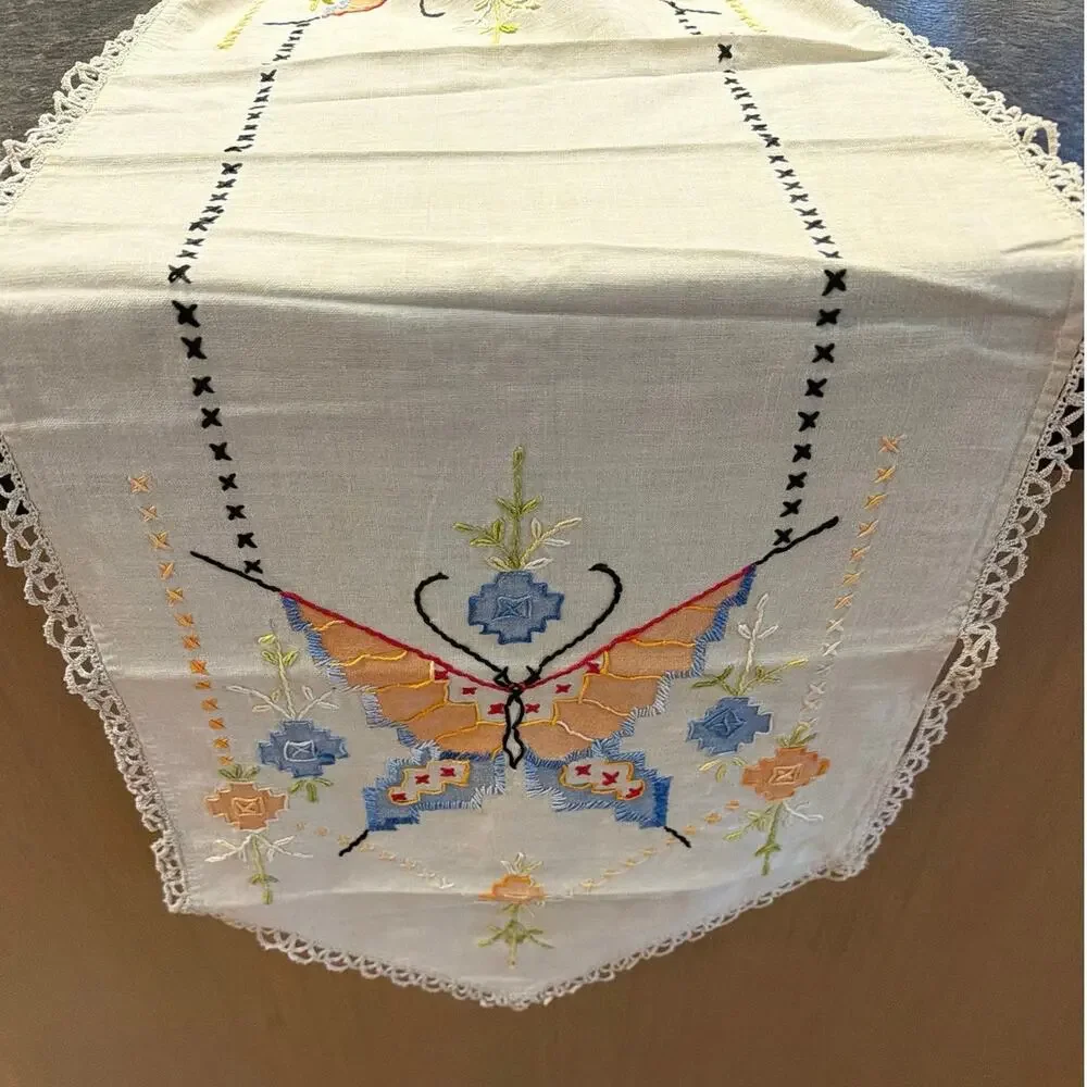 Vintage Handcrafted Table Runner Dresser Scarf Butterfly Crochet Lace Trim